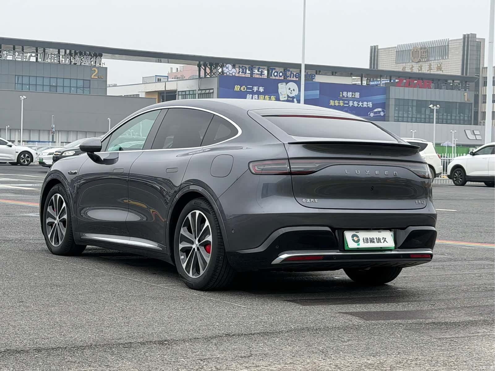 Luxeed R7, 2025 6