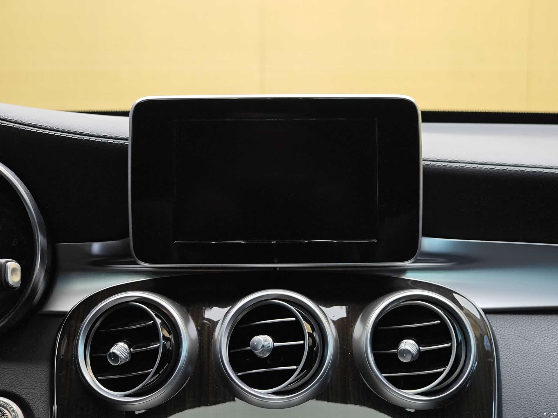 Mercedes-Benz GLC, 2017 16