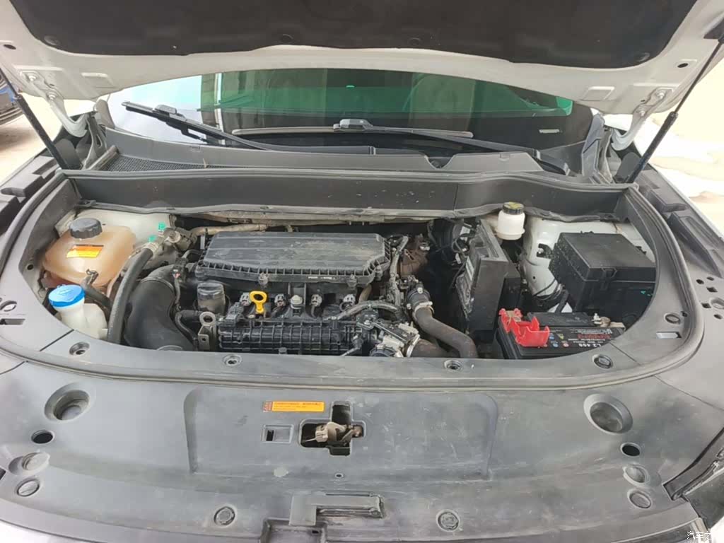 DongFeng AX7, 2022 20