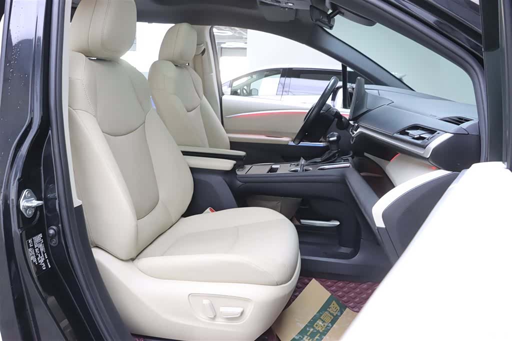 Toyota Granvia, 2023 16