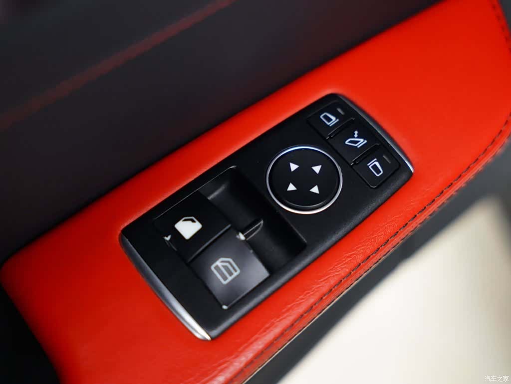 MG AMG, 2016 25