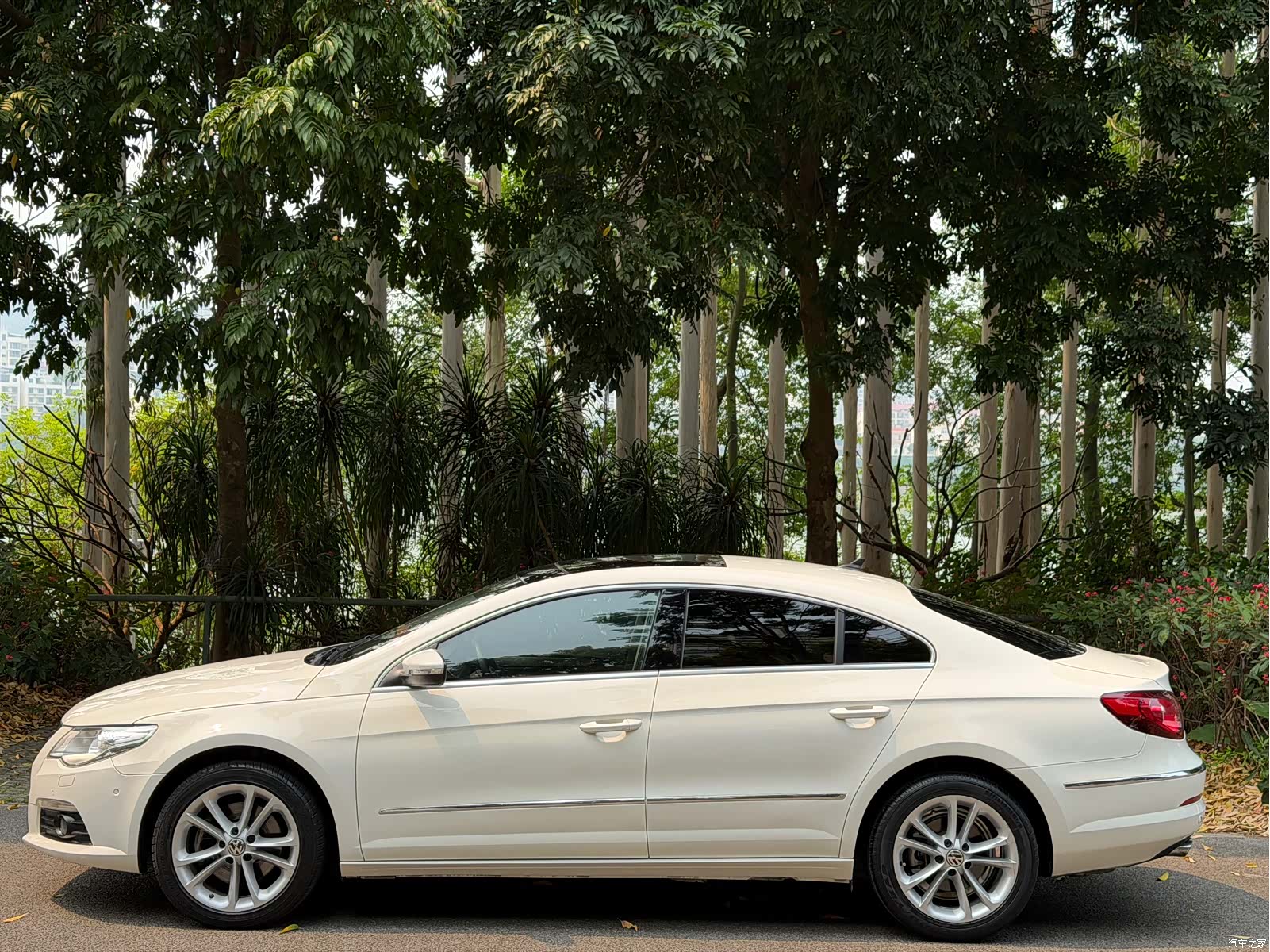 Volkswagen CC, 2012 2