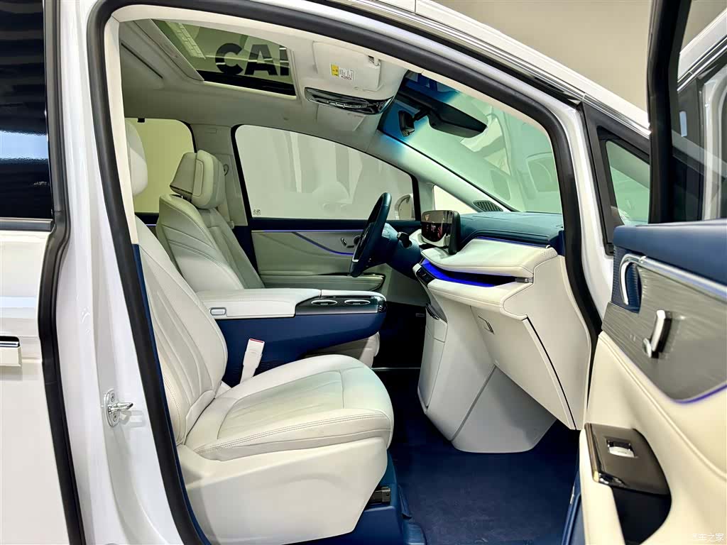 Buick GL8, 2025 17