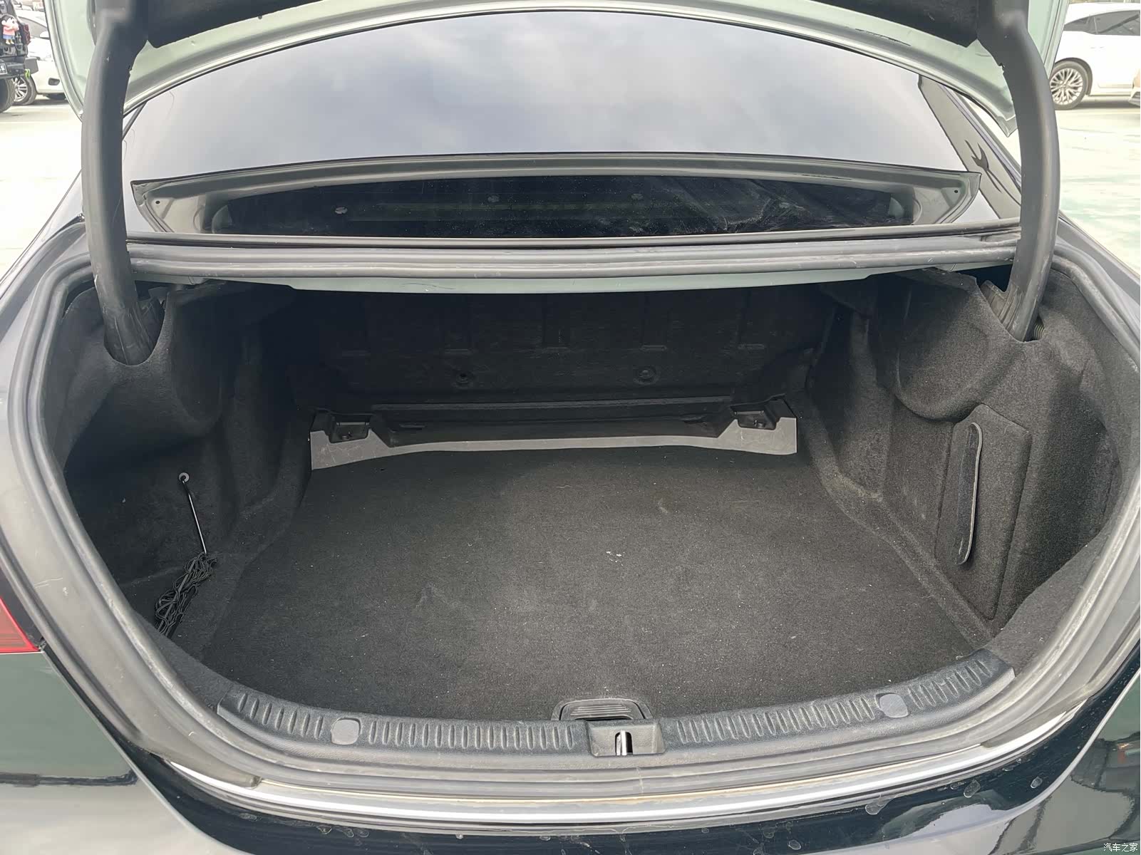 Mercedes-Benz E-Class, 2017 12
