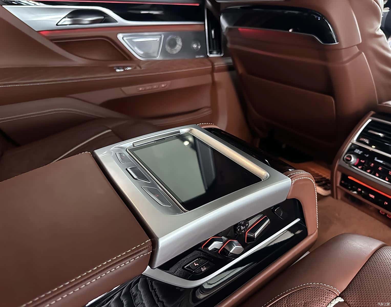 BMW 7 Series, 2020 27