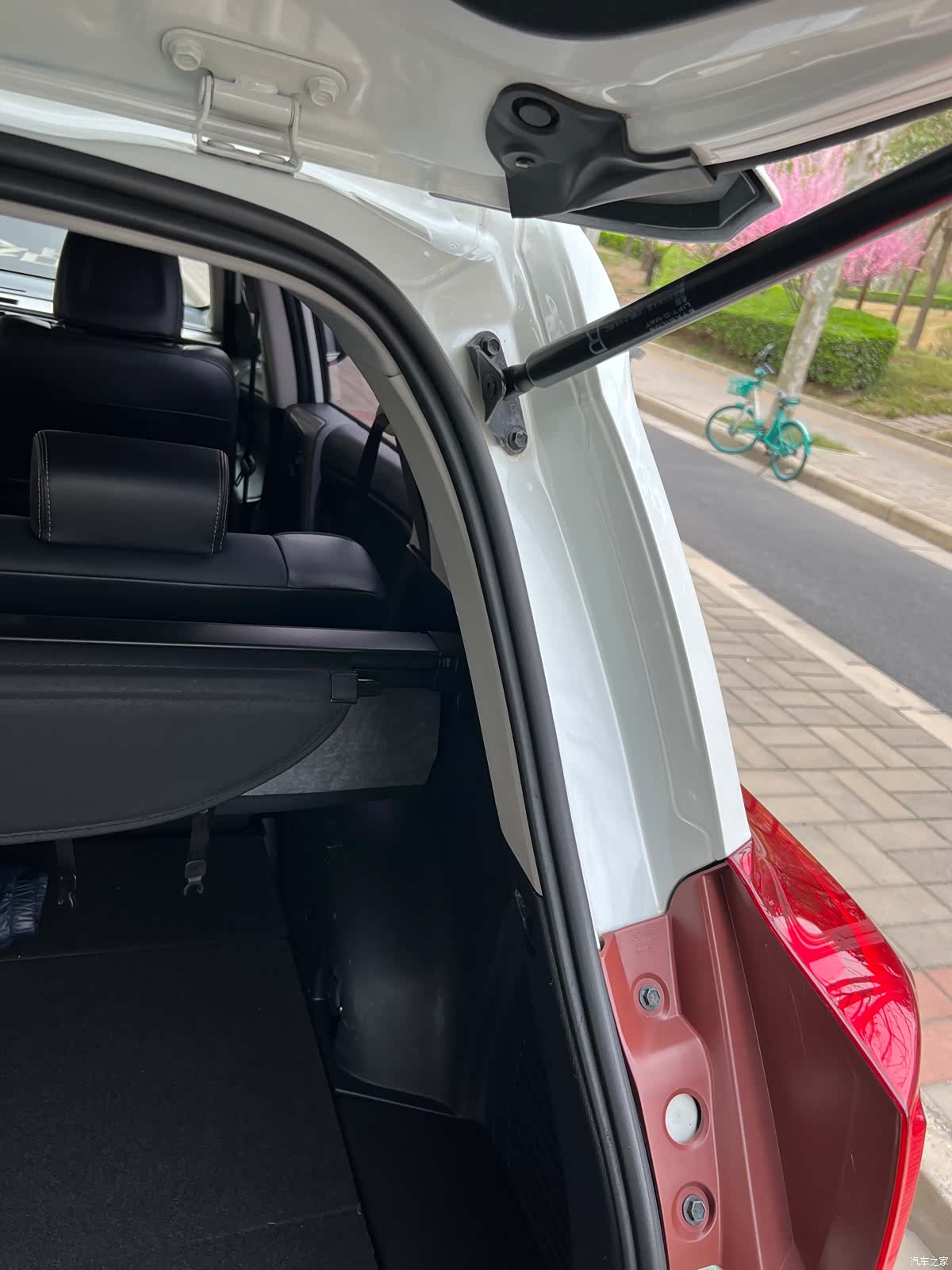 Toyota RAV4, 2016 28