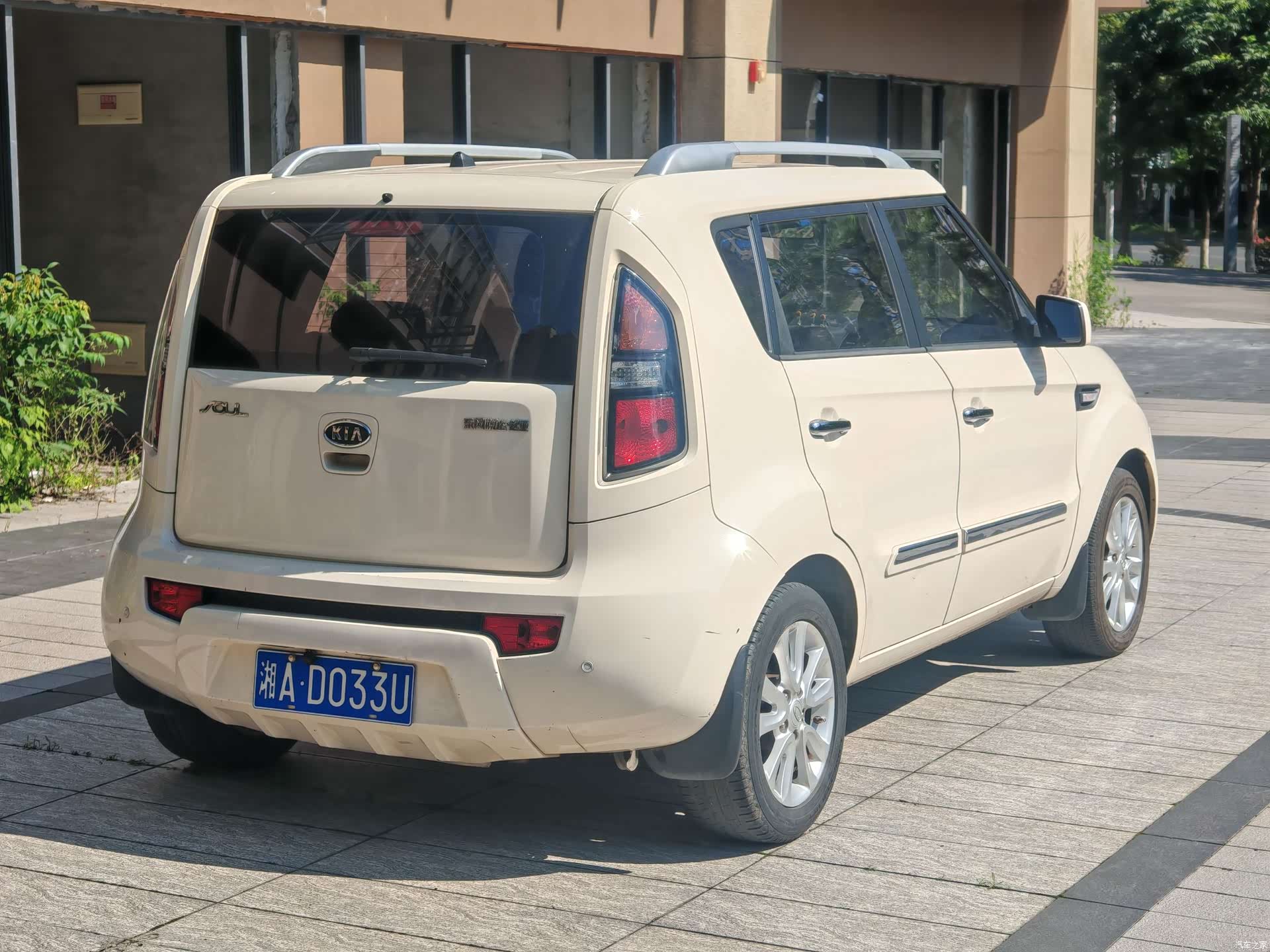 Kia GL, 2015 9