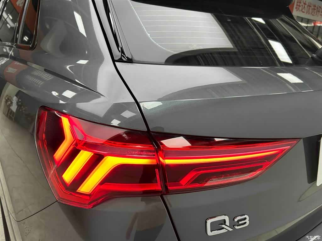 Audi Q3, 2023 17