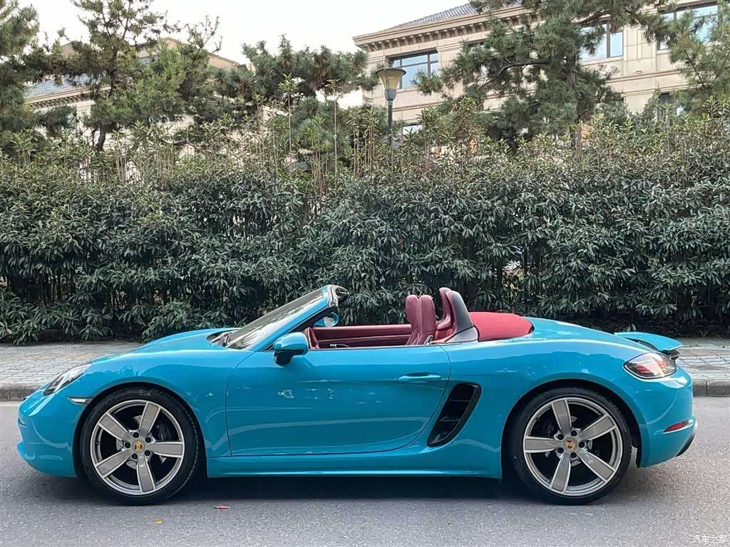 Porsche Boxster, 2021 4