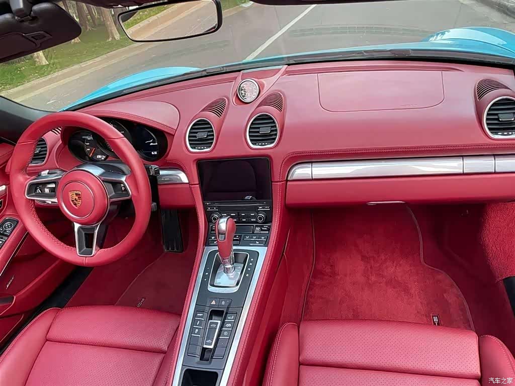Porsche Boxster, 2021 12