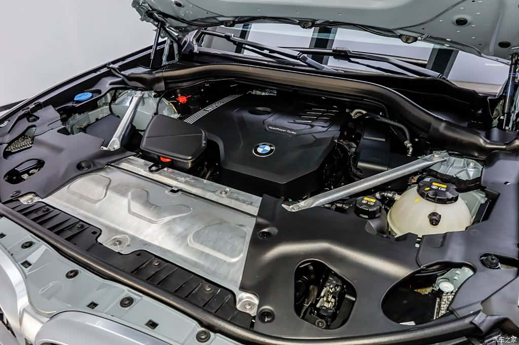 BMW X4, 2023 32