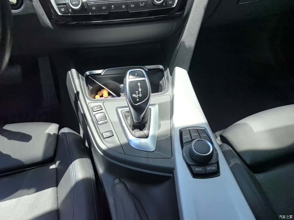 BMW 3 Series, 2018 14