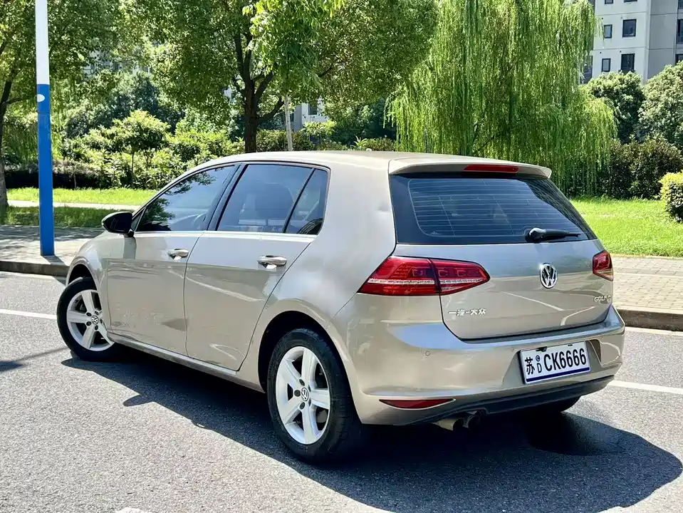 Volkswagen golf