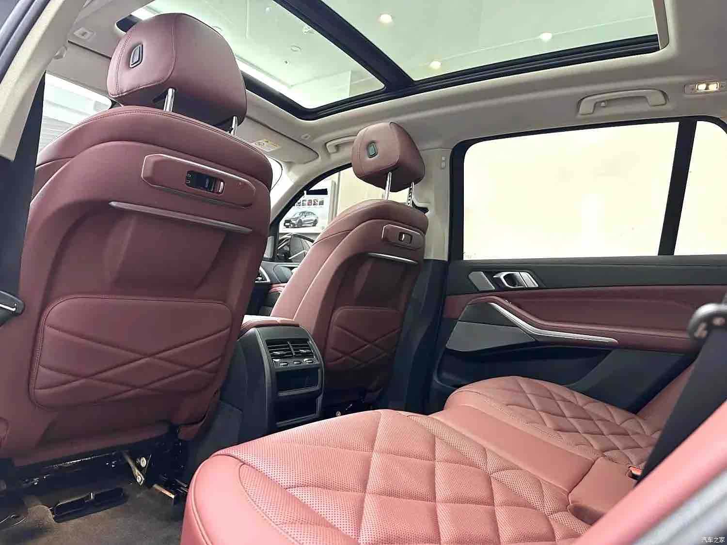 BMW X5, 2025 9