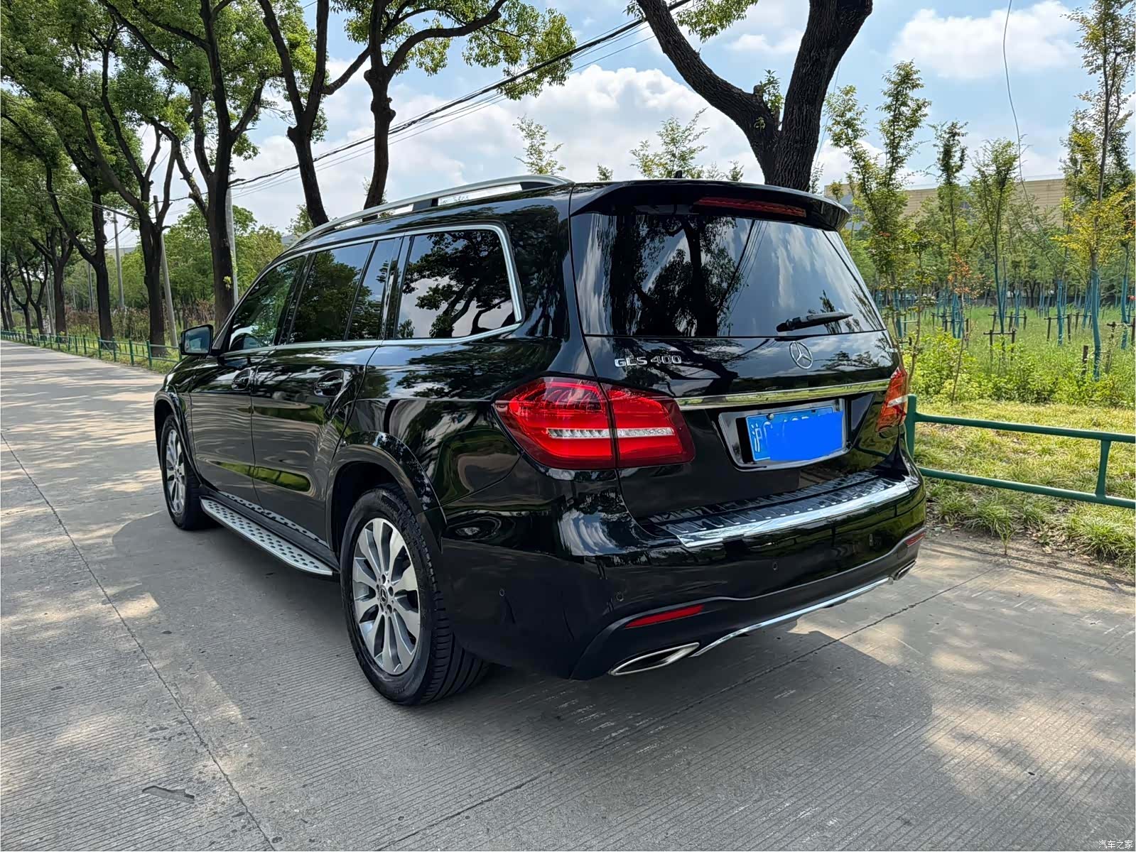 Mercedes-Benz GLS, 2018 16