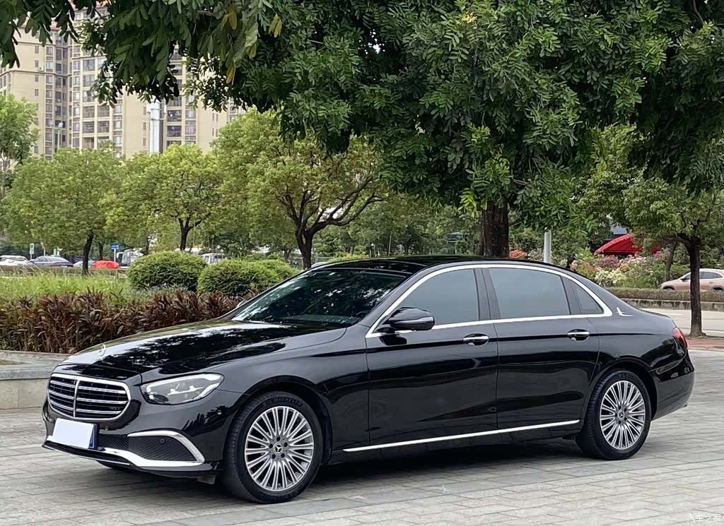 Mercedes-Benz E-Class, 2021 1
