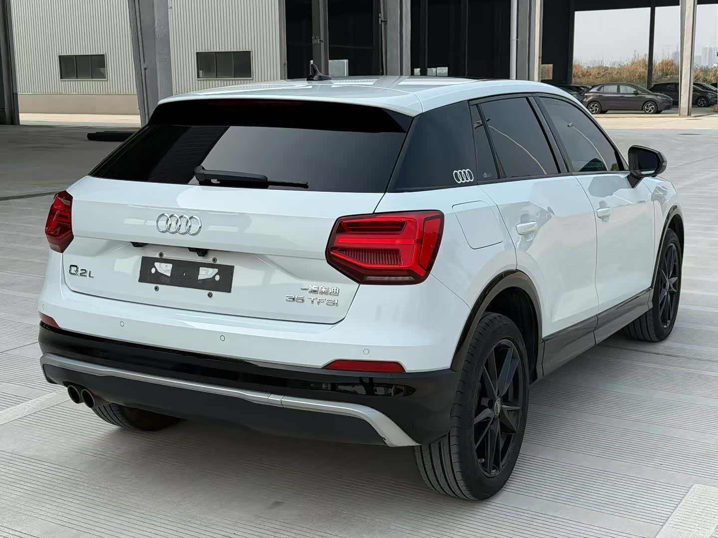 Audi Q2L, 2019 6