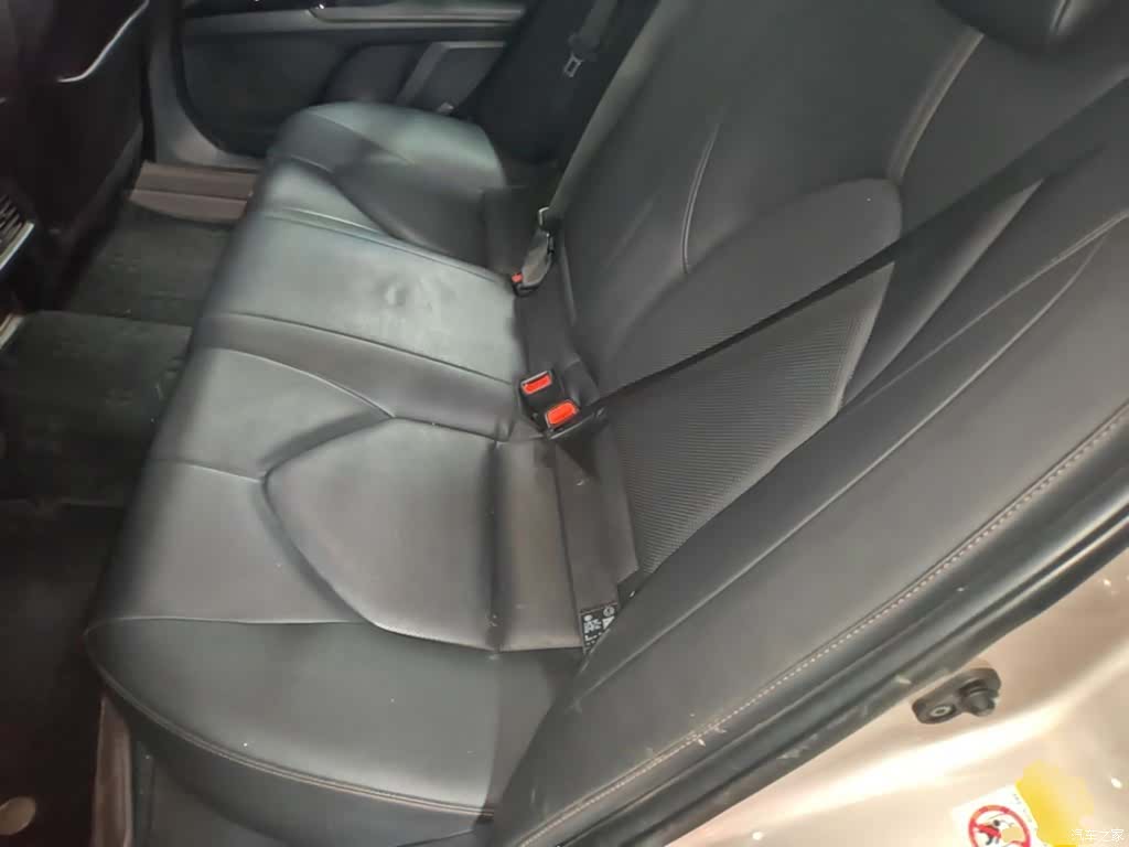 Toyota Camry, 2018 17