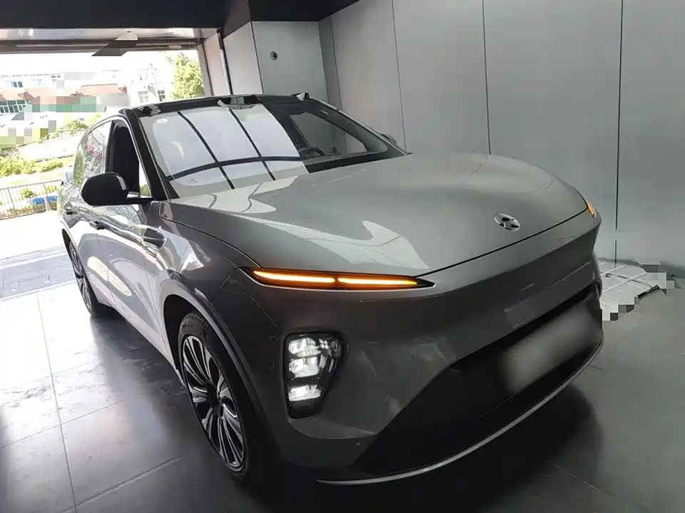 NIO ES8 NIO ES8
