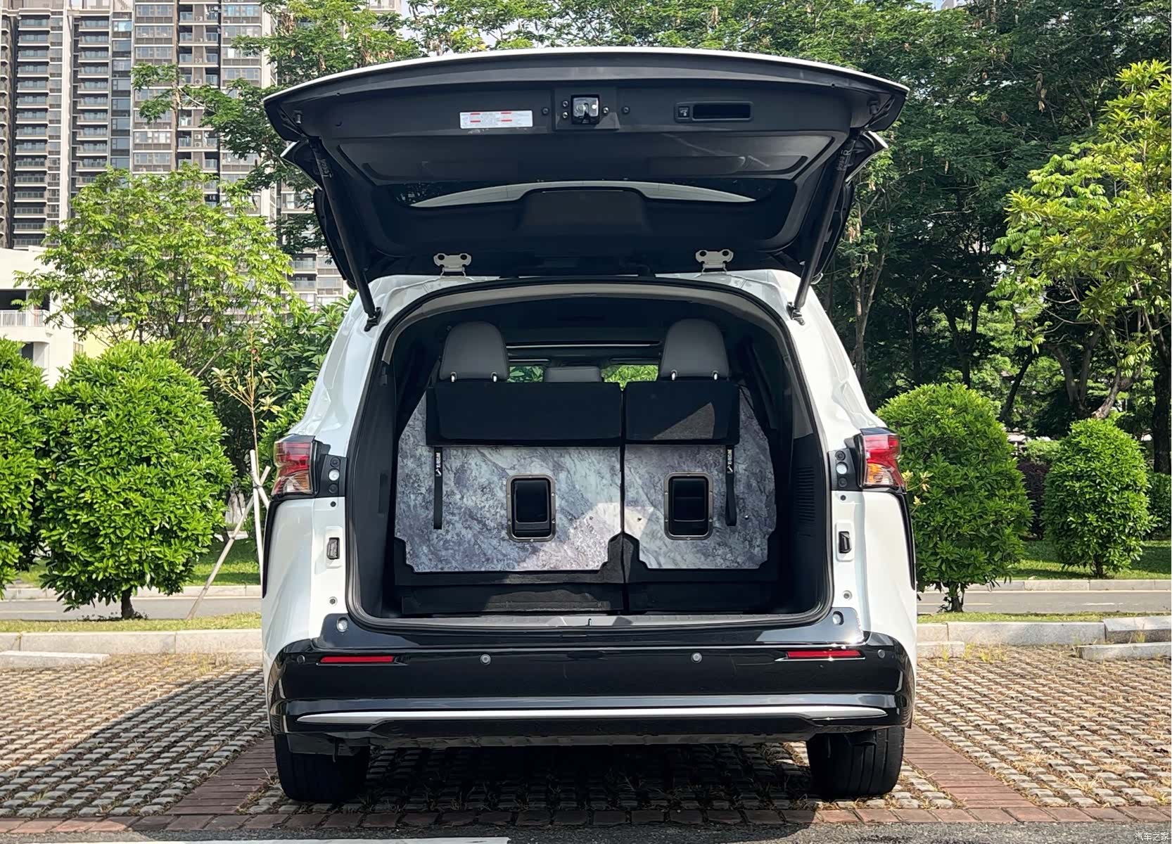 Toyota Sienna, 2023 21