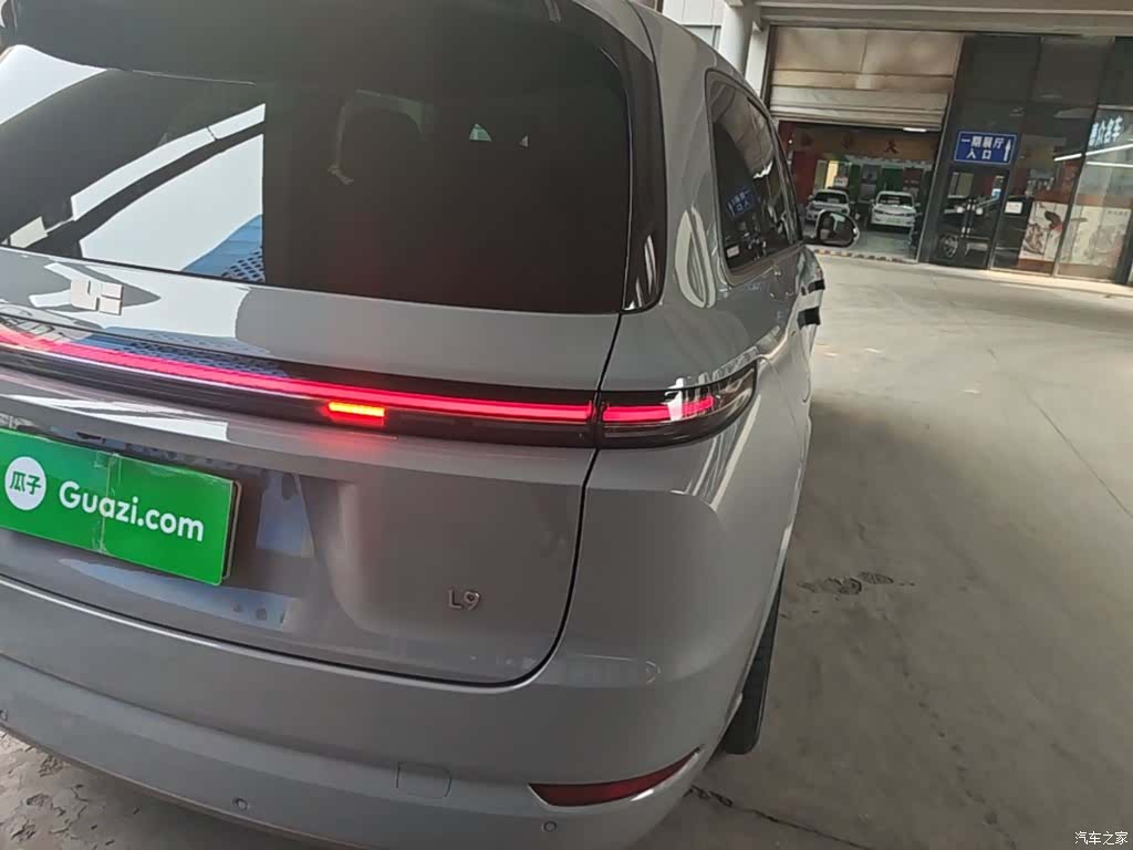 Li Auto L9, 2025 8