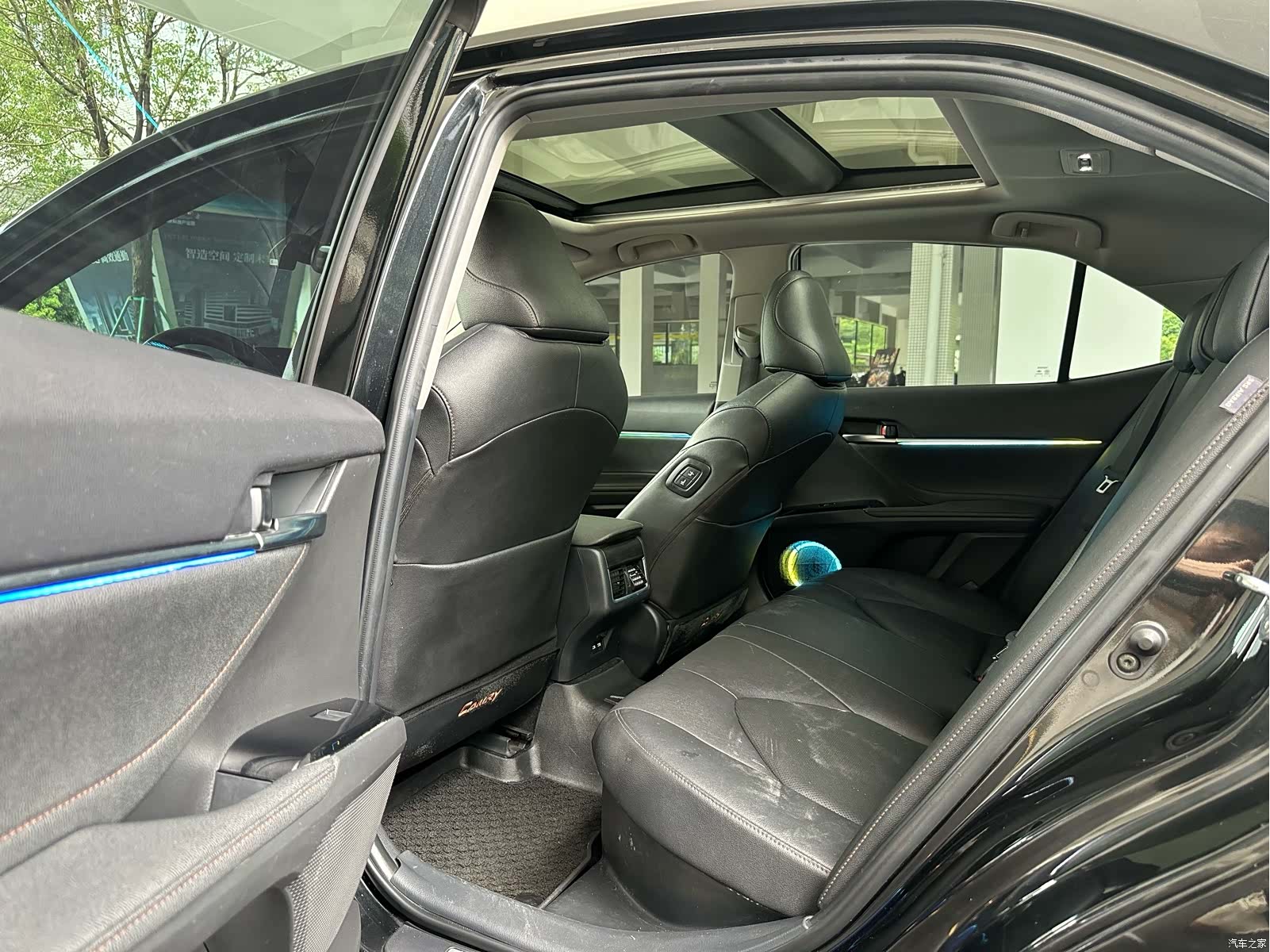 Toyota Camry, 2022 6