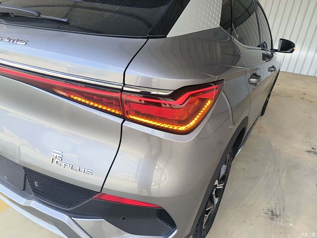 BYD Yuan, 2022 8