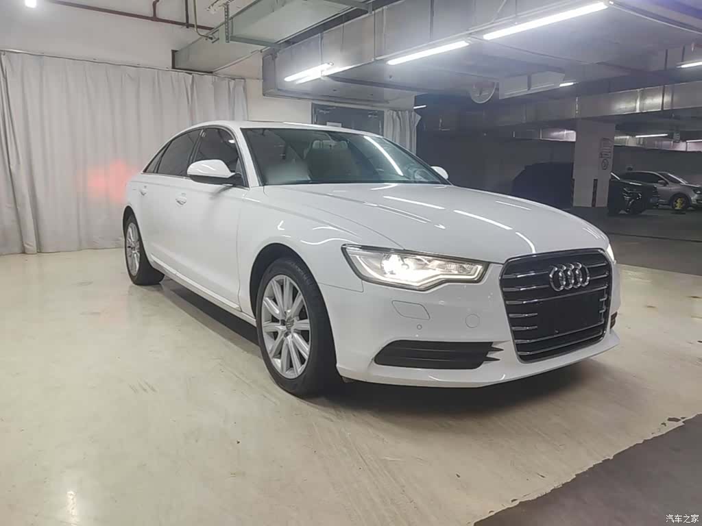 Audi A6L, 2016 4