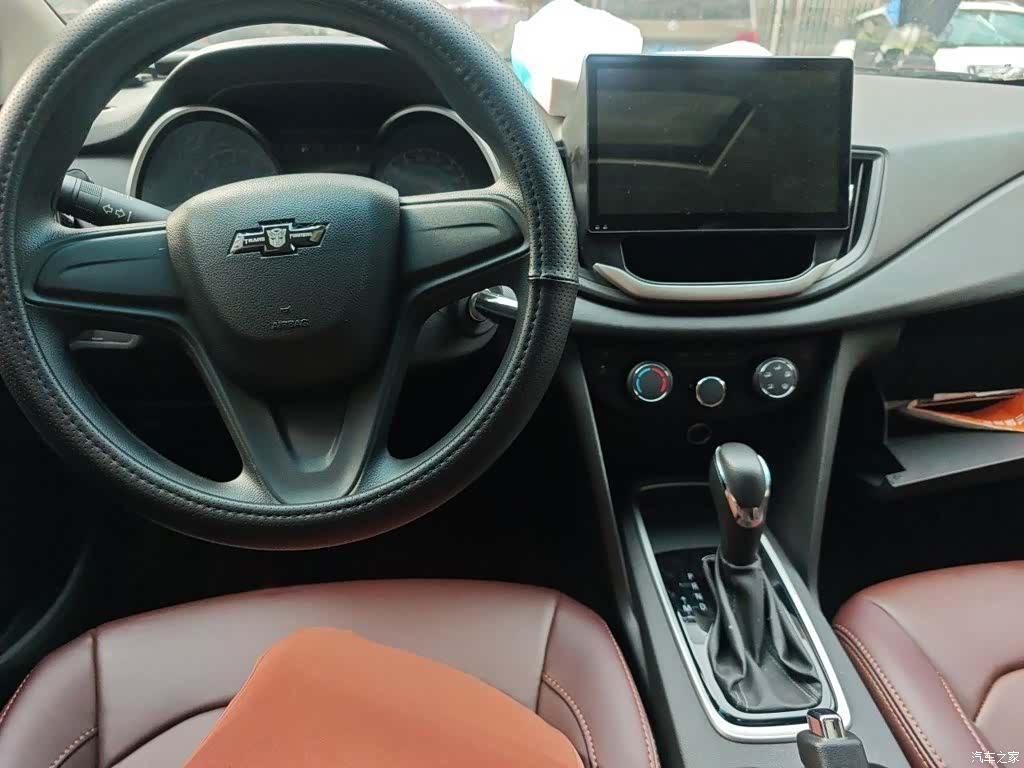 Chevrolet 320, 2018 13