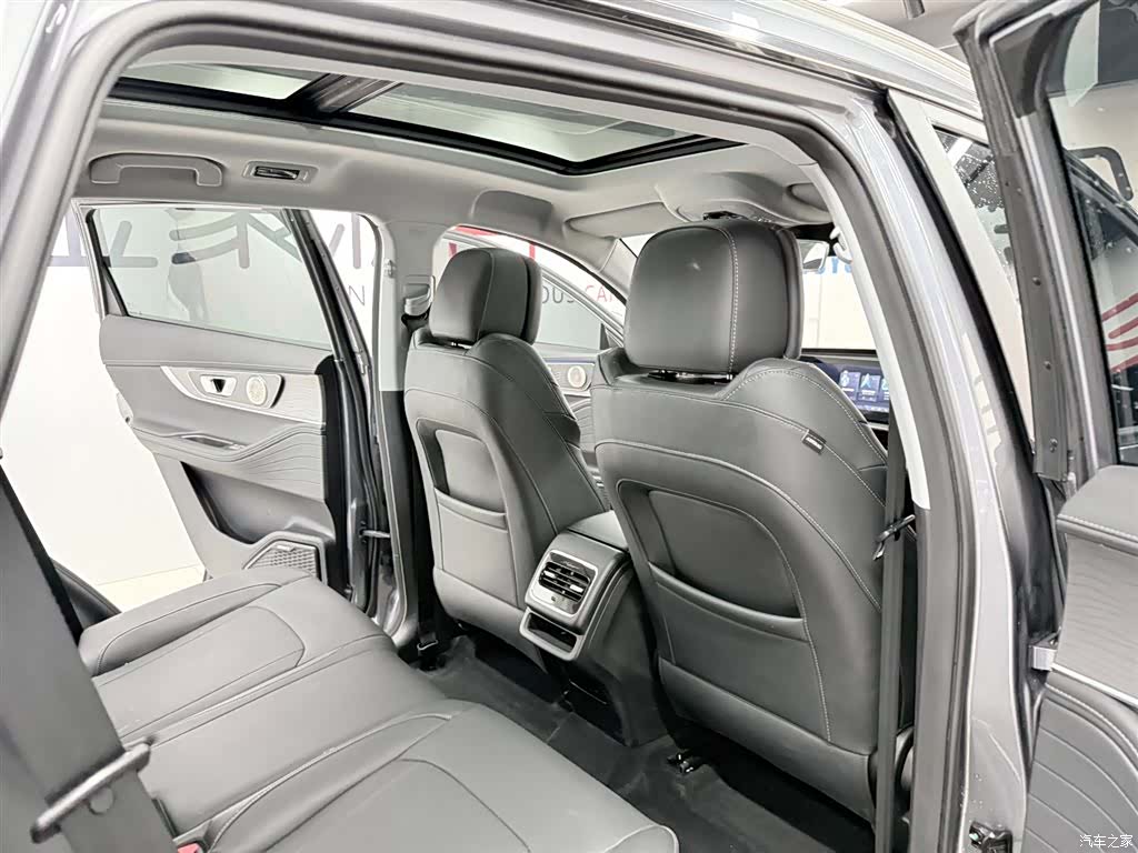 Chery Tiggo 8, 2024 15