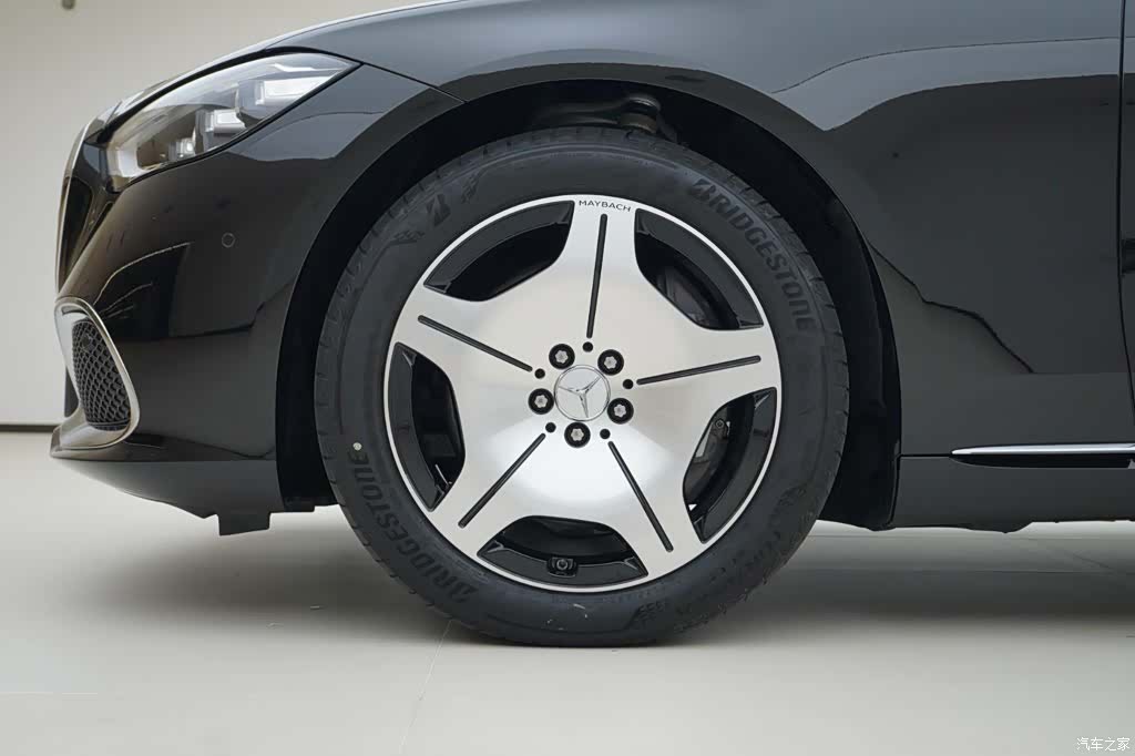 Maybach S-Class, 2024 15