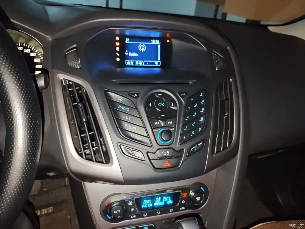 Ford Focus, 2015 10