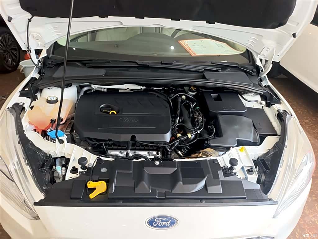 Ford Focus, 2015 20