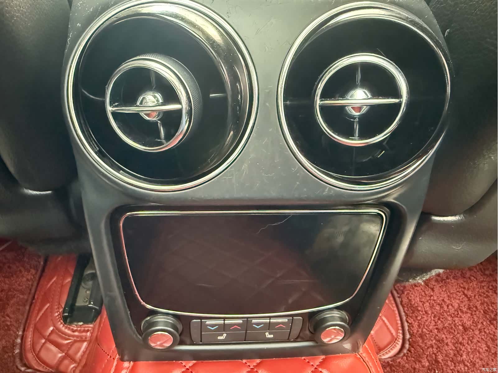 Jaguar XJ, 2018 17