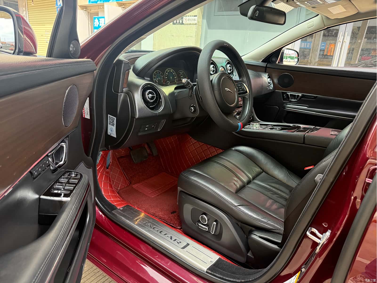 Jaguar XJ, 2018 8