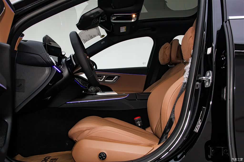 Mercedes-Benz E-Class, 2026 24