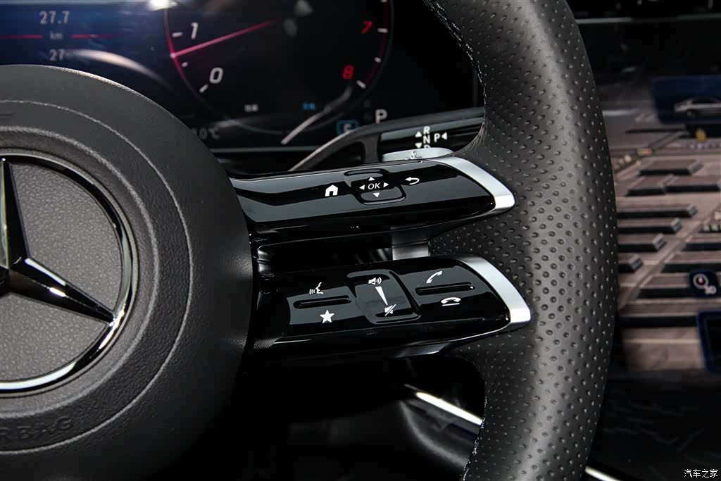 Mercedes-Benz E-Class, 2026 29