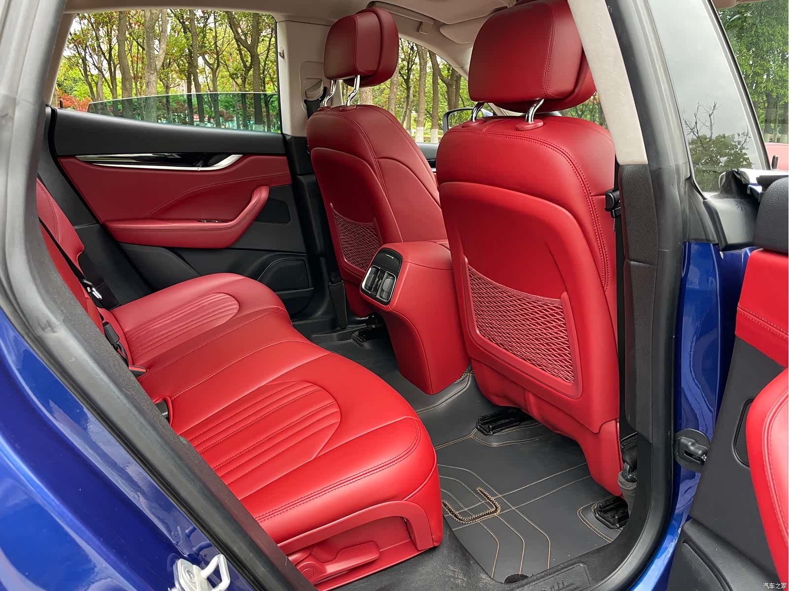 Maserati Levante, 2017 16