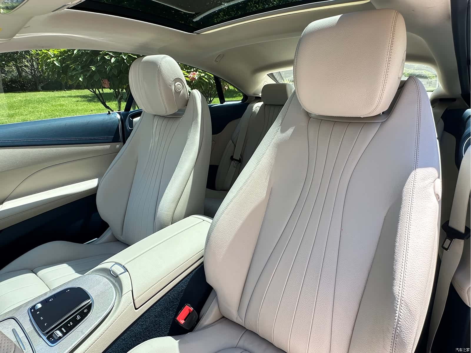 Mercedes-Benz E-Class, 2021 4