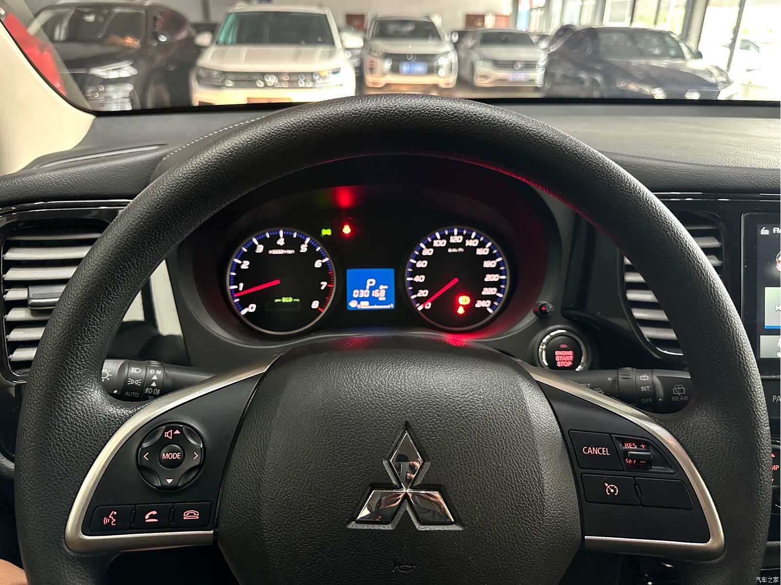 Mitsubishi Outlander, 2022 15