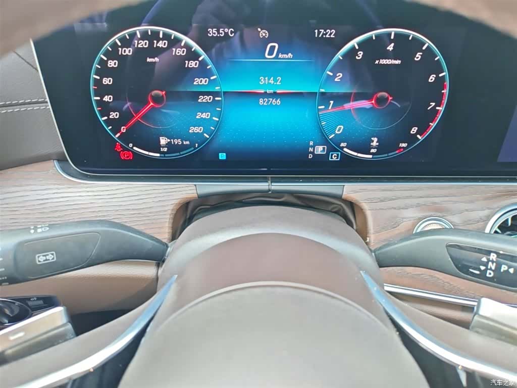 Mercedes-Benz E-Class, 2022 18