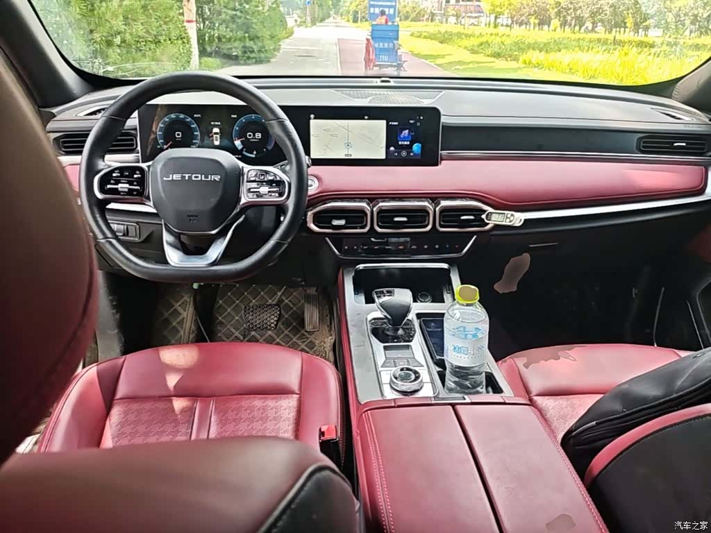 Jetour X70, 2025 10