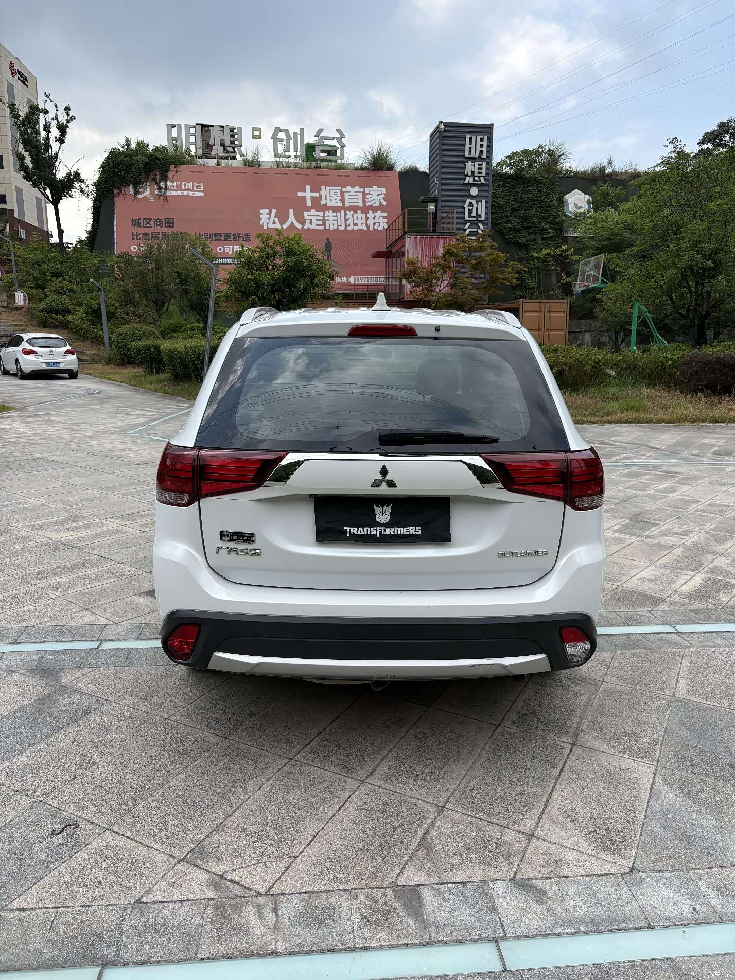 Mitsubishi Outlander, 2018 4