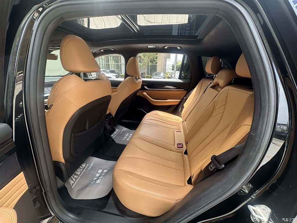 Geely Xingyue L, 2024 7