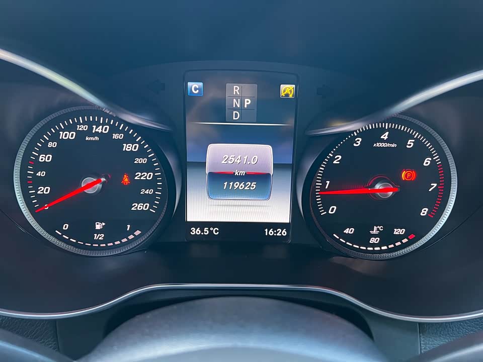 Mercedes-Benz GLC Mercedes-Benz GLC