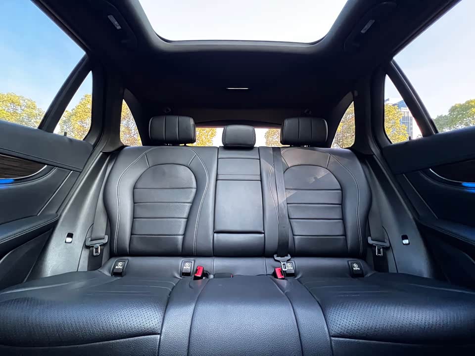 Mercedes-Benz GLC Mercedes-Benz GLC