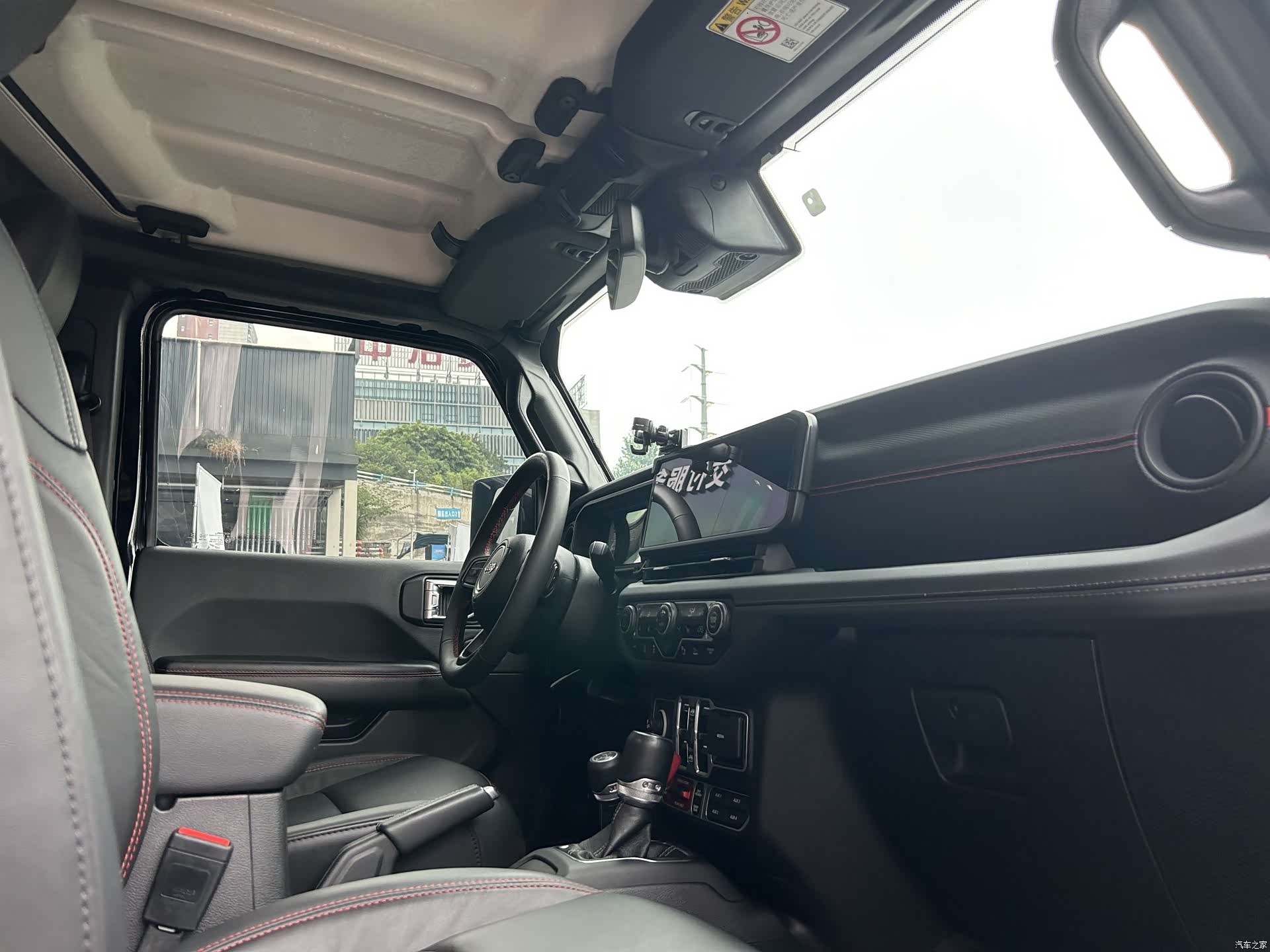 Jeep Wrangler, 2024 6
