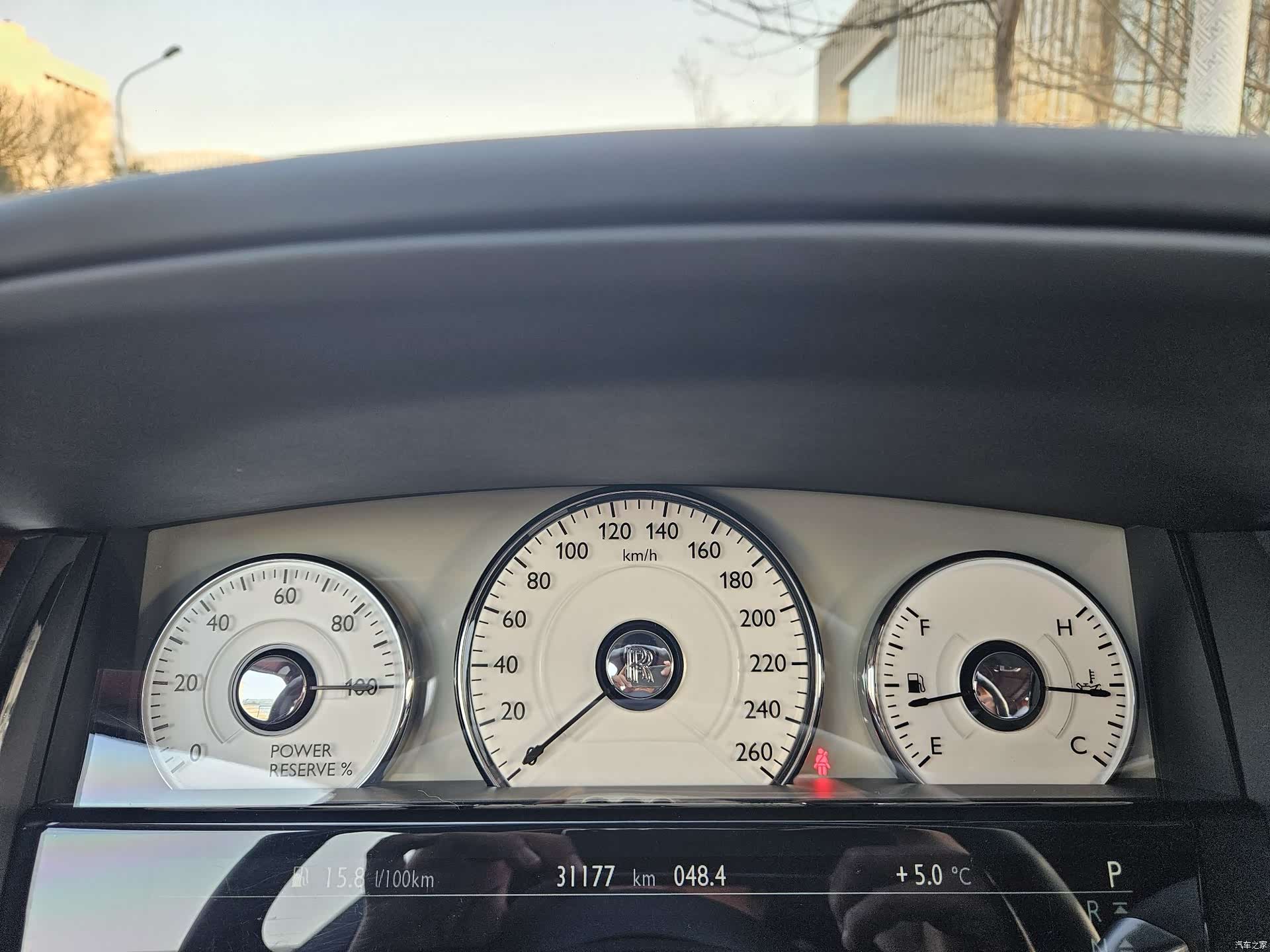 Rolls-Royce Ghost, 2014 12