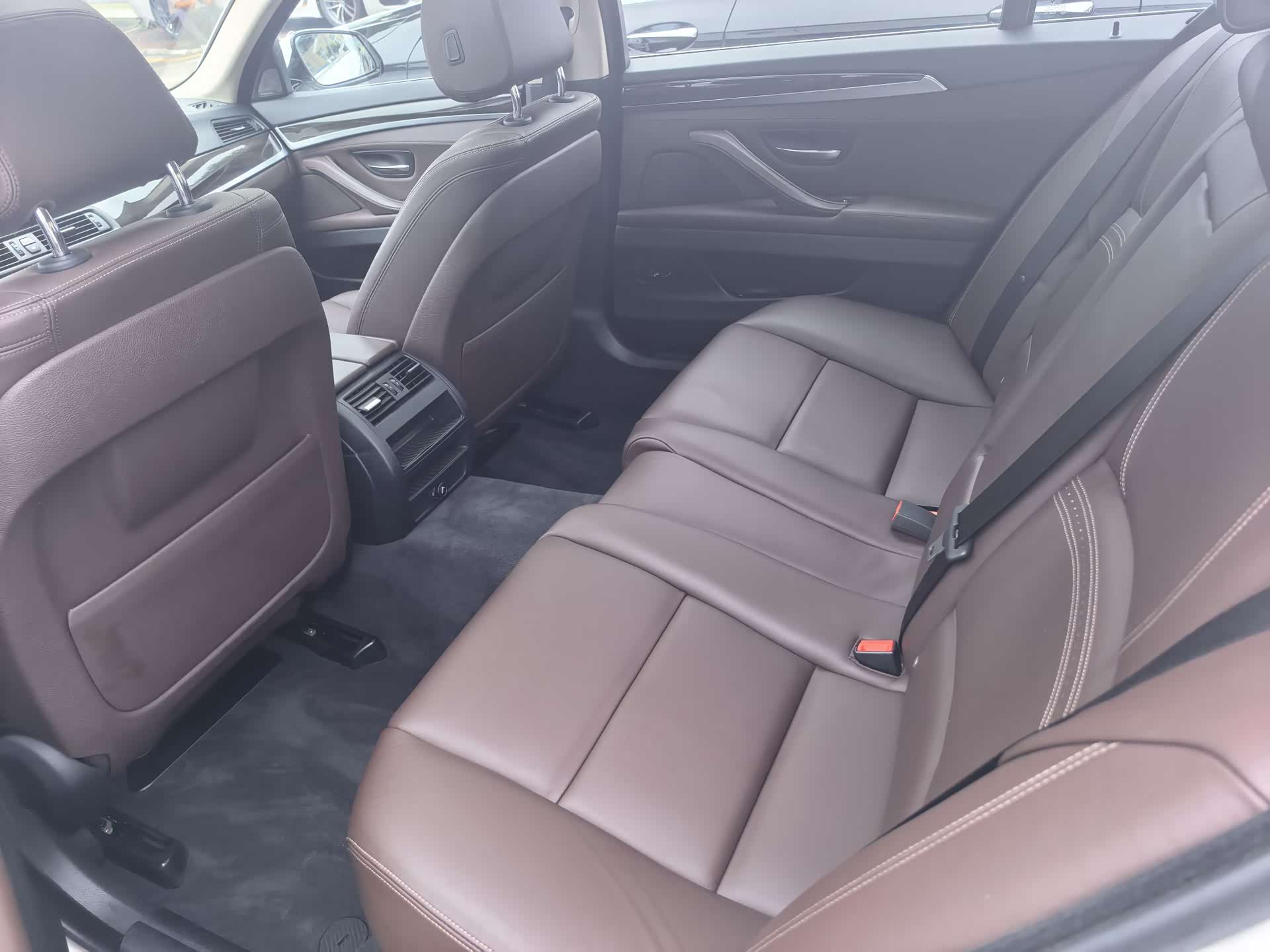 BMW 5 Series, 2016 8