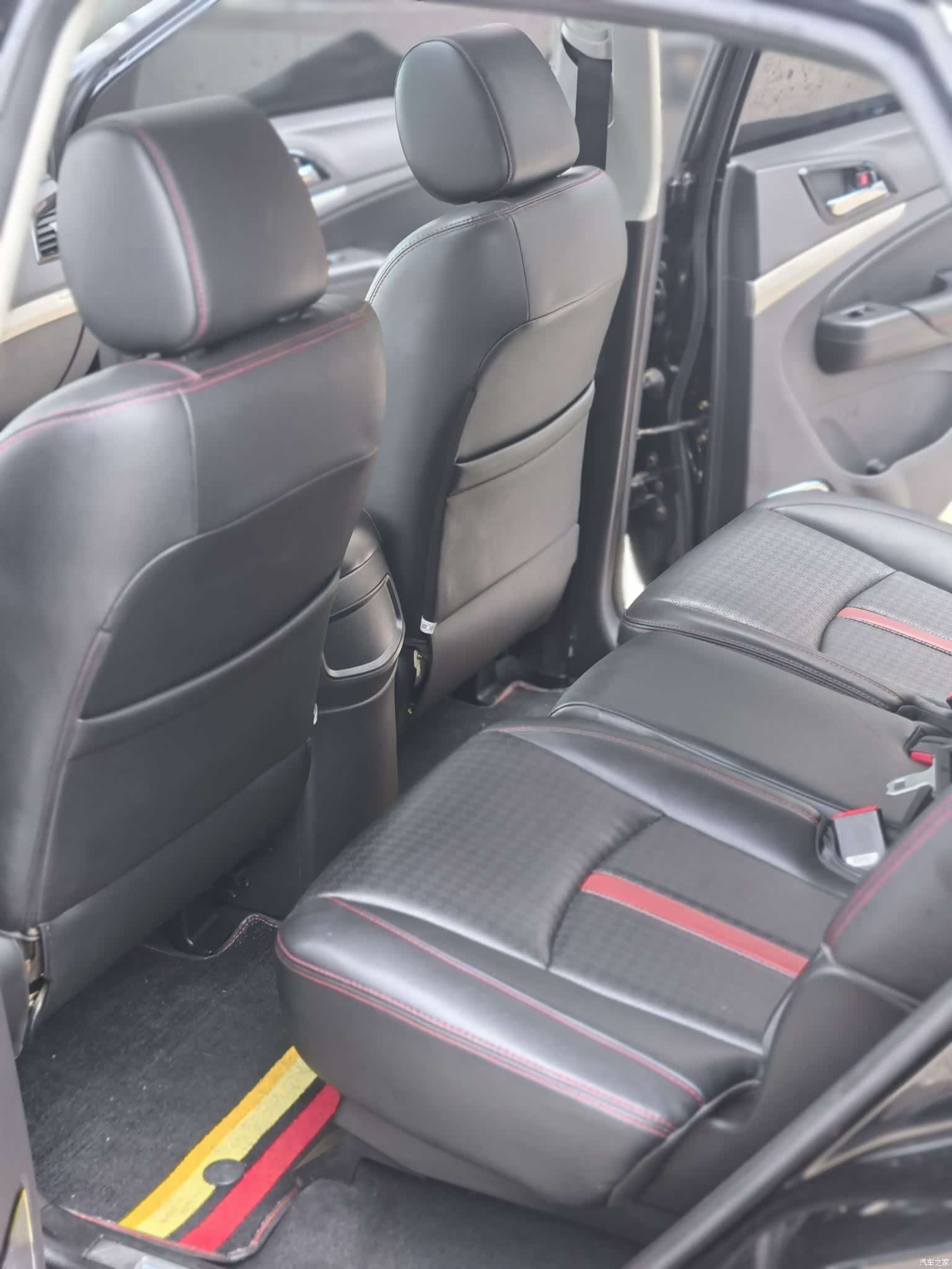 BYD S7, 2015 11
